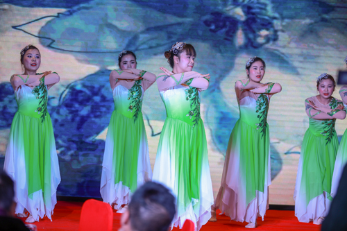 大禹漢光2018年“同心同行，共創(chuàng)未來(lái)”主題年會(huì)圓滿成功